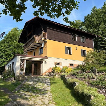 Penzion Na Vysluni Ceske Svycarsko Jiřetín pod Jedlovou Esterno foto
