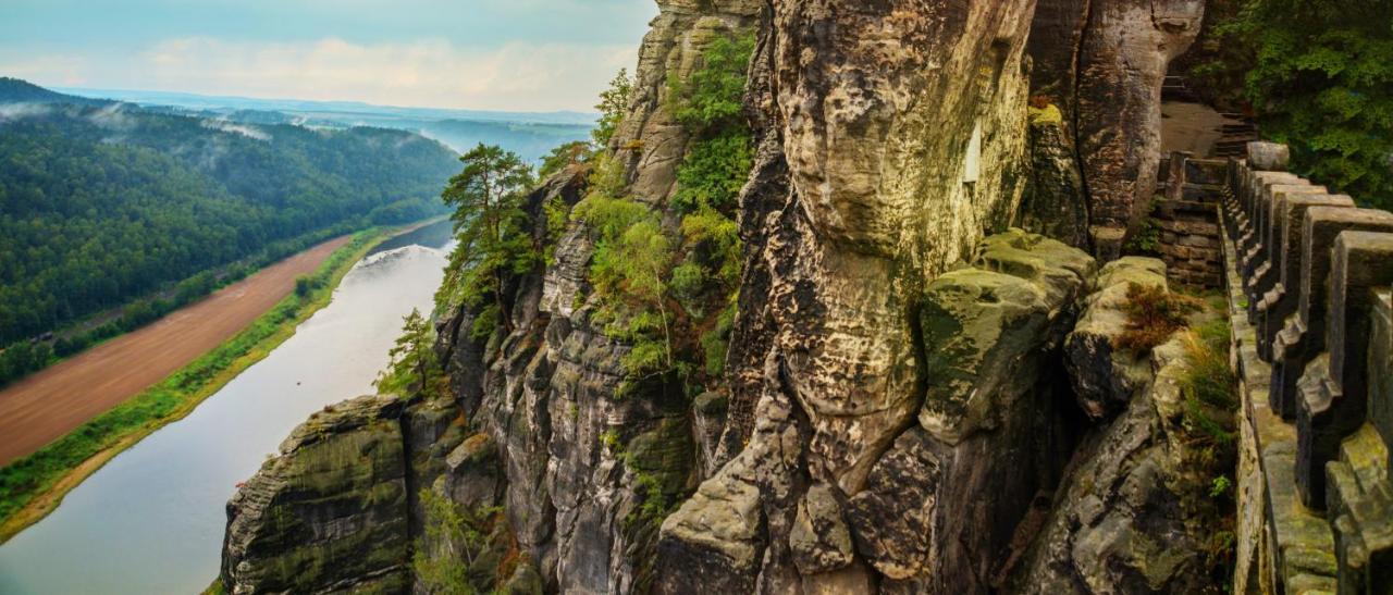 Penzion Na Vysluni Ceske Svycarsko Jiřetín pod Jedlovou Esterno foto