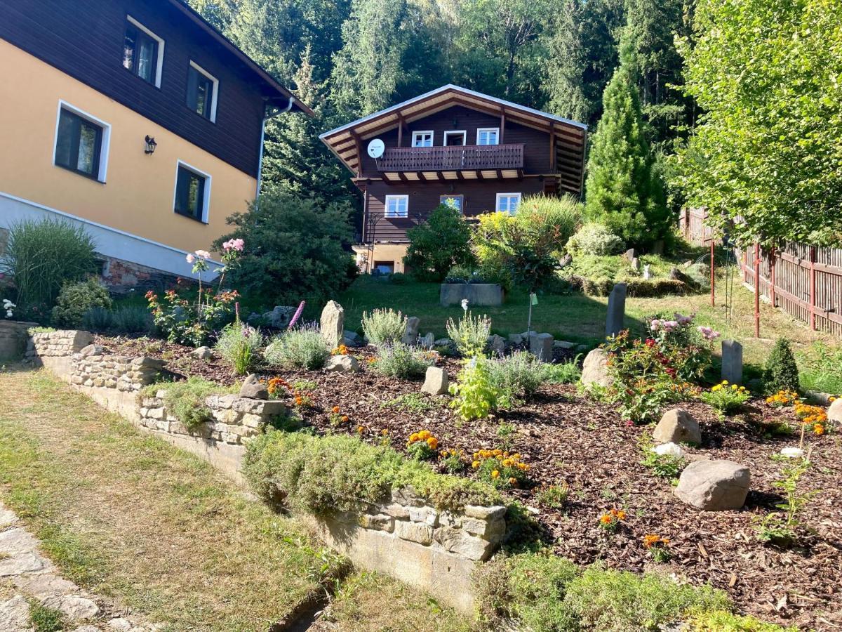 Penzion Na Vysluni Ceske Svycarsko Jiřetín pod Jedlovou Esterno foto