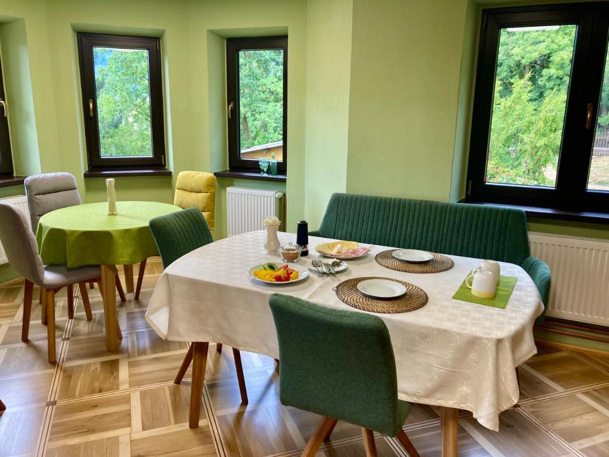 Penzion Na Vysluni Ceske Svycarsko Jiřetín pod Jedlovou Esterno foto