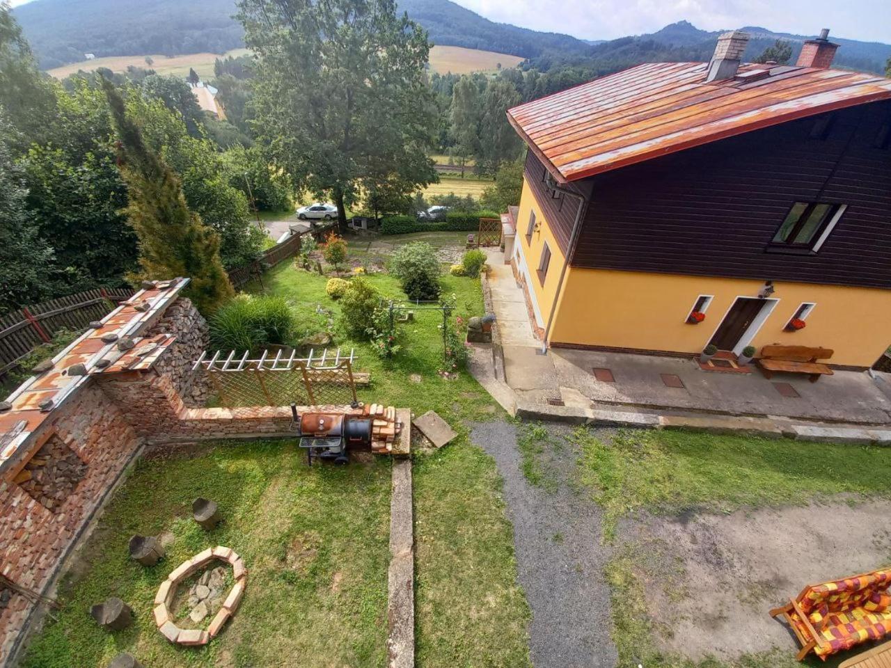Penzion Na Vysluni Ceske Svycarsko Jiřetín pod Jedlovou Esterno foto