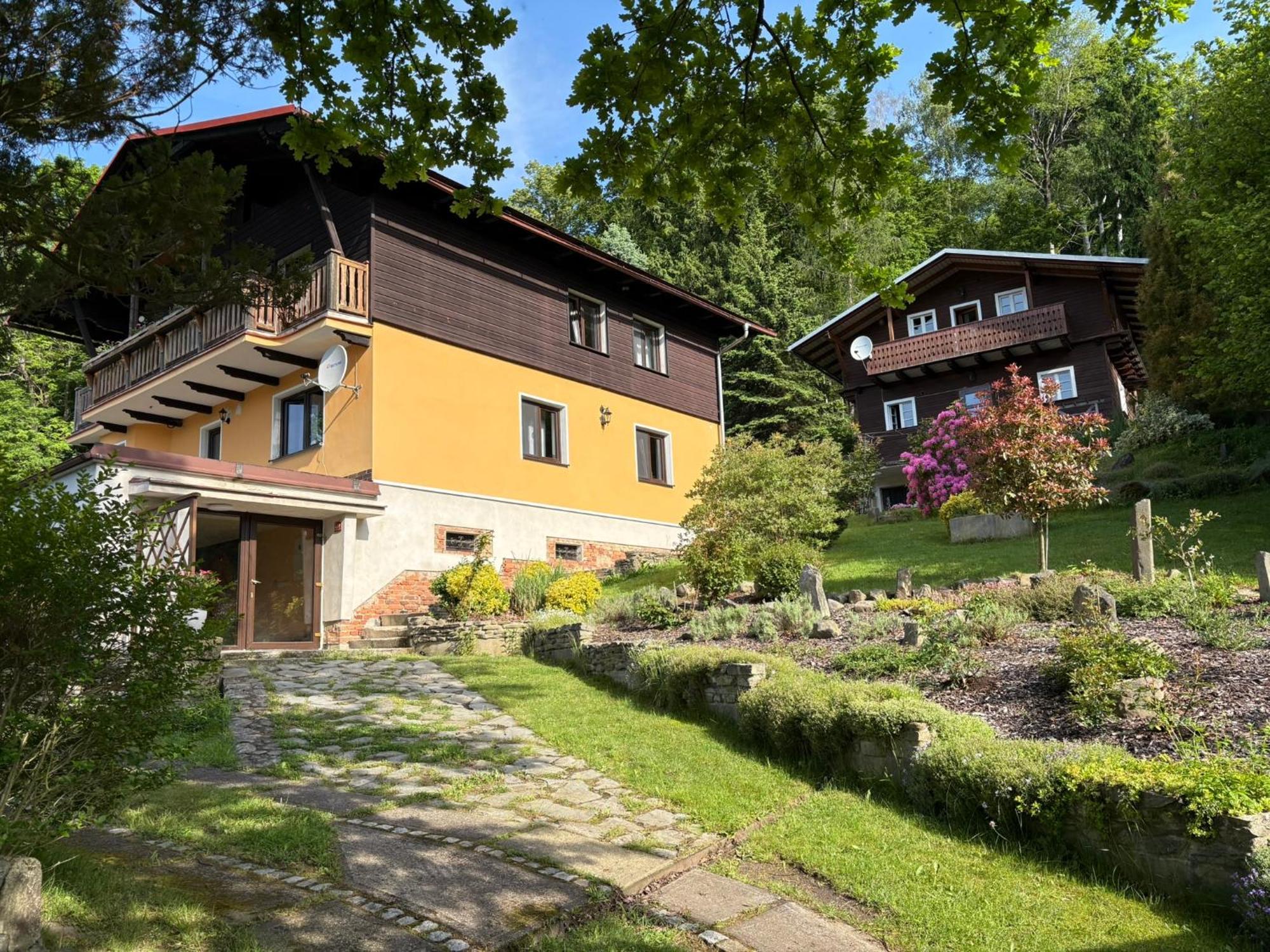 Penzion Na Vysluni Ceske Svycarsko Jiřetín pod Jedlovou Esterno foto